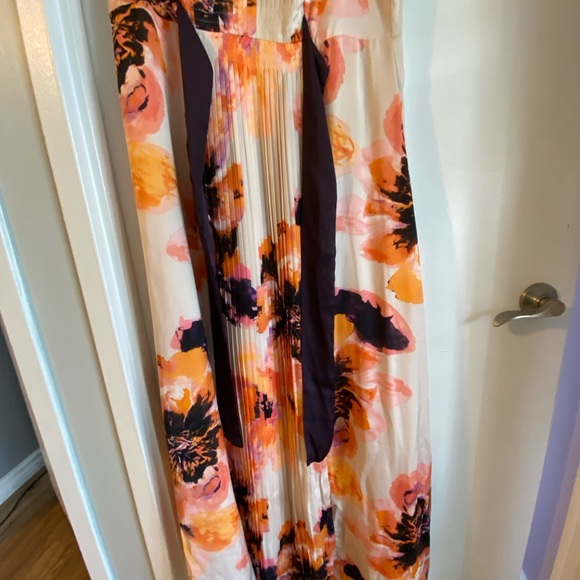 Mango dress - Picture 2 of 7